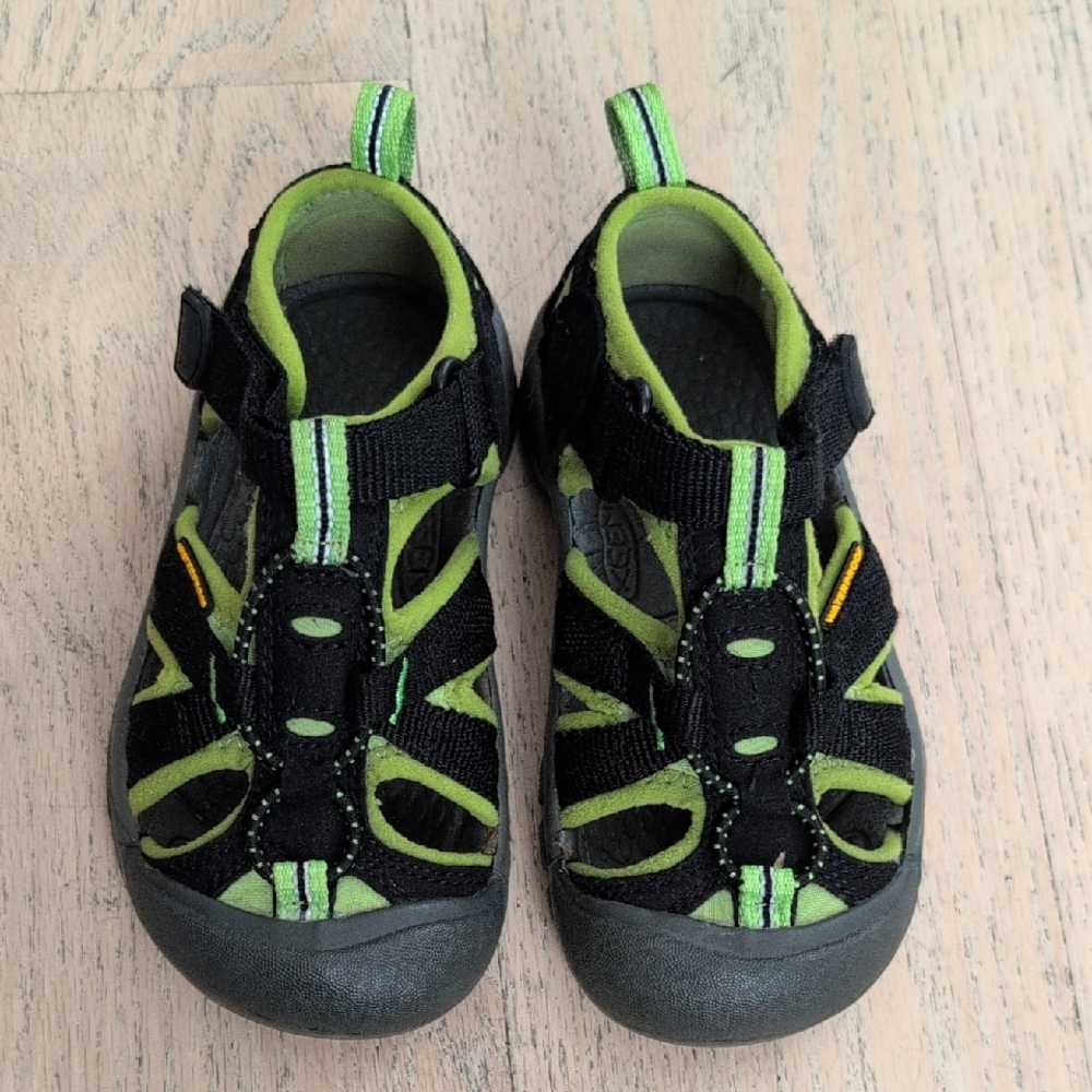 Keen Sandals Little Kids Size 10